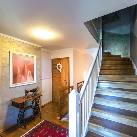 Pensjonat Moroder Haus 3*